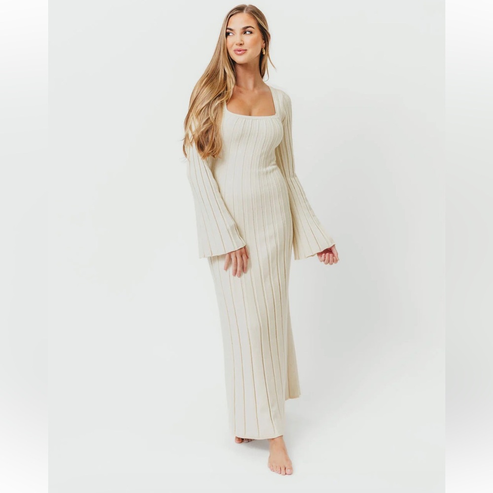 Buttercream *** Ribbed Knit Maxi Dress with Matching Cardigan - not cream!!